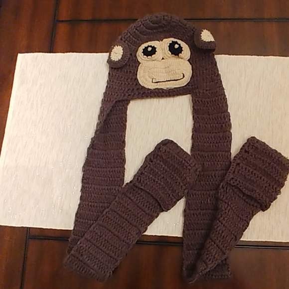 Monkey Bernie scarf & mittens - Picture 1 of 5